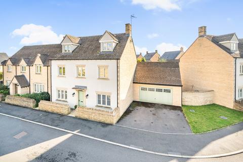 5 bedroom detached house for sale, Teal Way, South Cerney