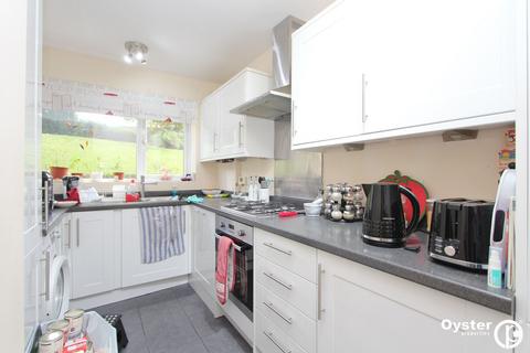 2 bedroom apartment to rent, Culverlands Close, Stanmore, HA7