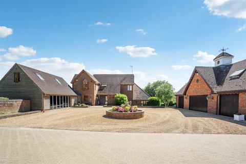 8 bedroom detached house for sale, Great Brickhill Road, Soulbury, Buckinghamshire