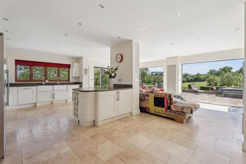 8 bedroom detached house for sale, Great Brickhill Road, Soulbury, Buckinghamshire