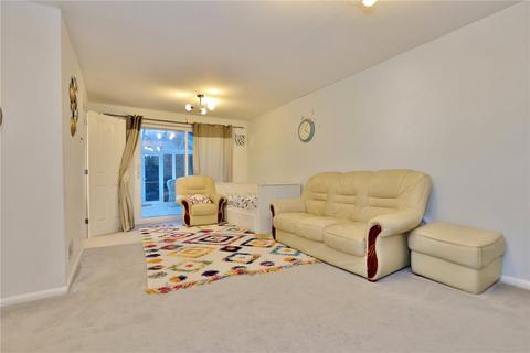 3 bedroom detached house to rent, Alterton Close, Woking, Surrey, GU21