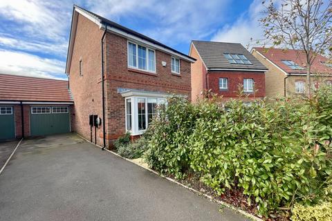 3 bedroom detached house for sale, Berry Avenue, Wednesbury WS10