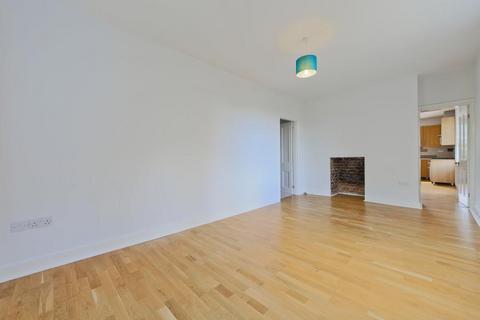 4 bedroom apartment to rent, VASSAL ROAD, OVAL