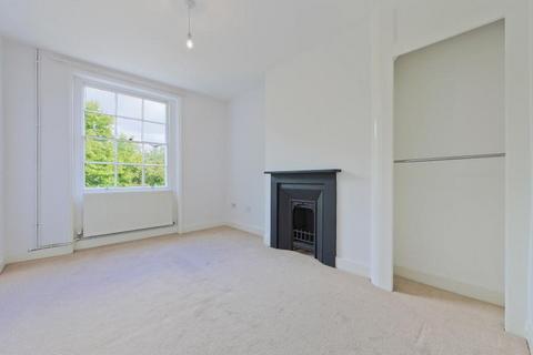 4 bedroom apartment to rent, VASSAL ROAD, OVAL