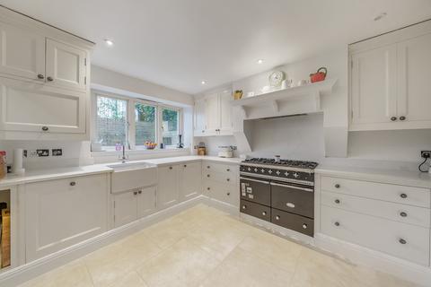 4 bedroom terraced house for sale, Tranquil Vale, London