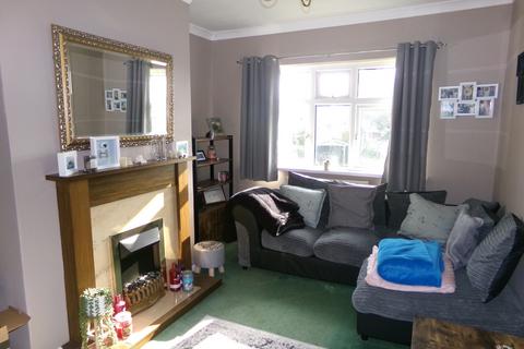 2 bedroom flat for sale, 11 Salisbury Close, Scurlage, Gower, Swansea Sa3 1az