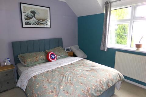 2 bedroom flat for sale, 11 Salisbury Close, Scurlage, Gower, Swansea Sa3 1az