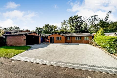 4 bedroom detached bungalow for sale, Peterborough PE3