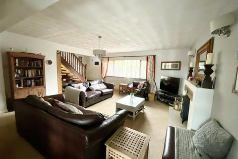 4 bedroom detached house for sale, Rehoboth Road, Five Roads, Llanelli