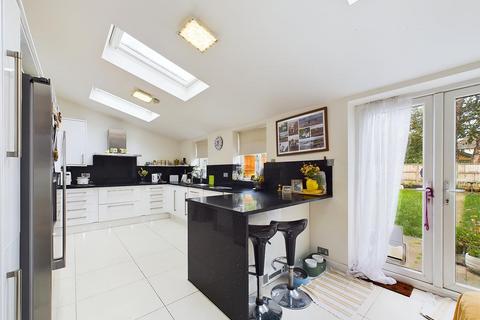 52 Greystoke Drive, Ruislip, HA4 7YN