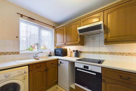 11 Elliott Avenue, Ruislip, HA4 9LY