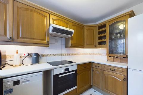 11 Elliott Avenue, Ruislip, HA4 9LY