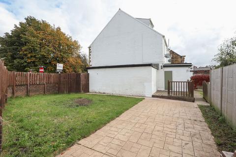 3 bedroom end of terrace house for sale, Chapel Street, Sheffield S20