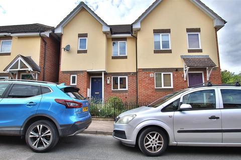 2 bedroom house for sale, Cotteswold Road, Tewkesbury