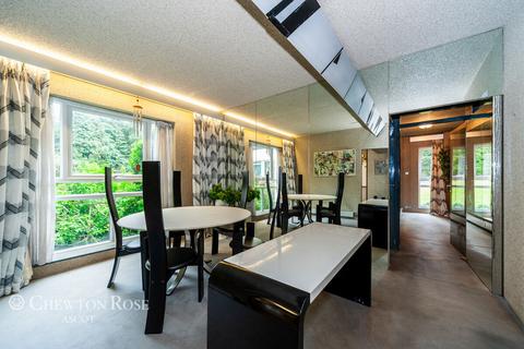 3 bedroom apartment for sale, Windsor Road, ASCOT