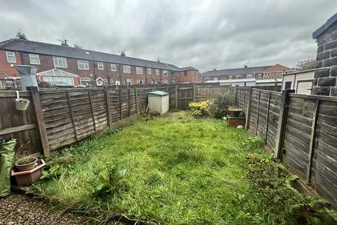 43 Thomas Street, Lees, Oldham, OL4 5BU