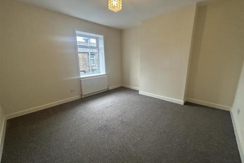 43 Thomas Street, Lees, Oldham, OL4 5BU