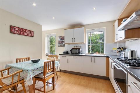 2 bedroom flat for sale, The Downs, West Wimbledon SW20