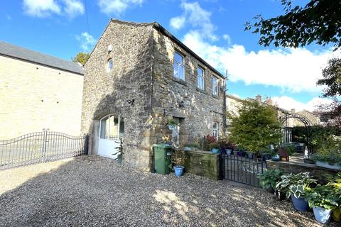 4 bedroom end of terrace house for sale, Wheatley Lane Road, Fence, BB12