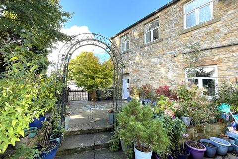 4 bedroom end of terrace house for sale, Wheatley Lane Road, Fence, BB12