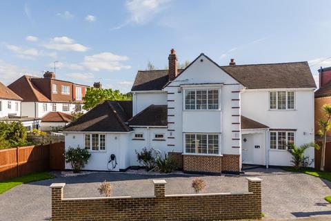 4 bedroom detached house for sale, Killester Gardens, Worcester Park