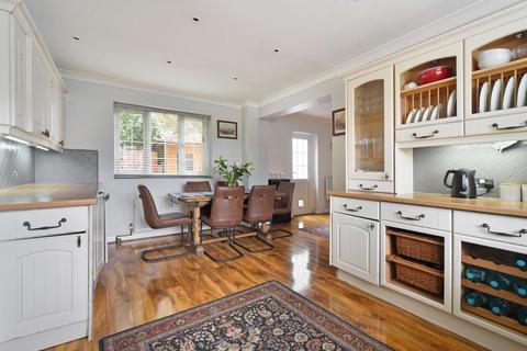 4 bedroom detached house for sale, Killester Gardens, Worcester Park