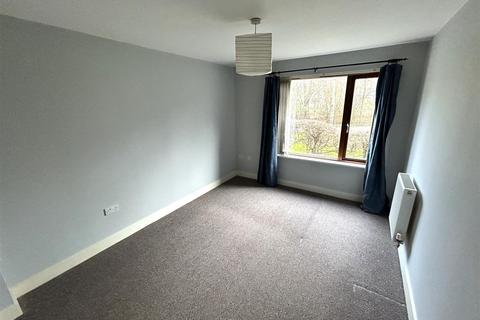 2 bedroom flat for sale, Cowleaze, Chippenham