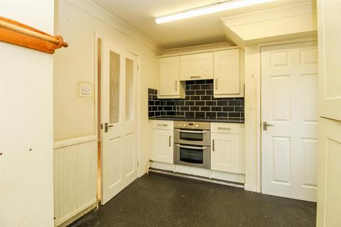 3 bedroom semi-detached house for sale, Towton Drive, Castleford WF10