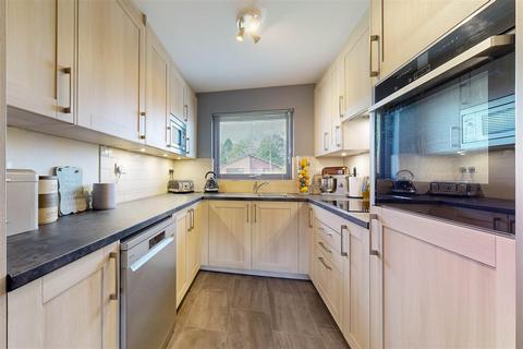 23 Balmanno Park, Bridge Of Earn, Perth, PH2 9RJ