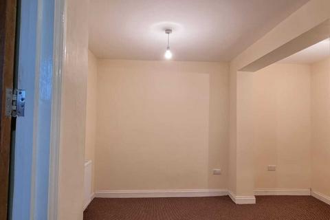 1 bedroom flat to rent, Hounslow TW3