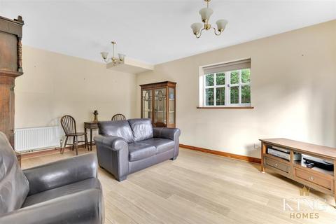 4 bedroom detached house for sale, The Farriers, Broom, Alcester