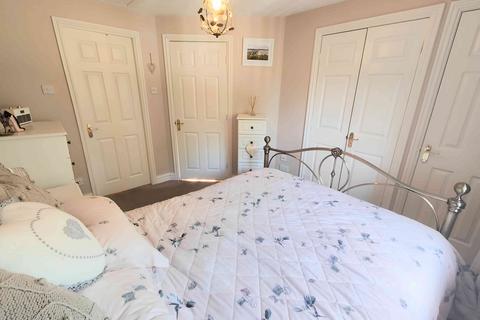 27 Sugden Close, Brighouse, HD6 3EQ