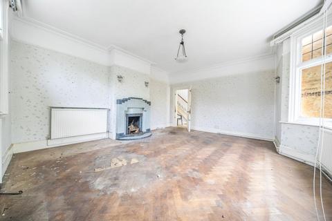 16 Braxted Park, London, SW16 3DW