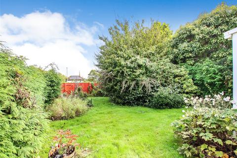 2 bedroom bungalow for sale, Clinton Road, Lymington, Hampshire, SO41