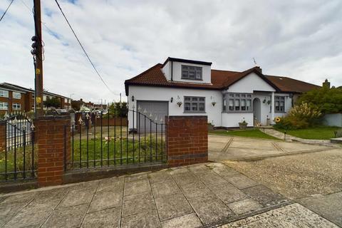 3 bedroom semi-detached bungalow for sale, Edmund Road, Rainham