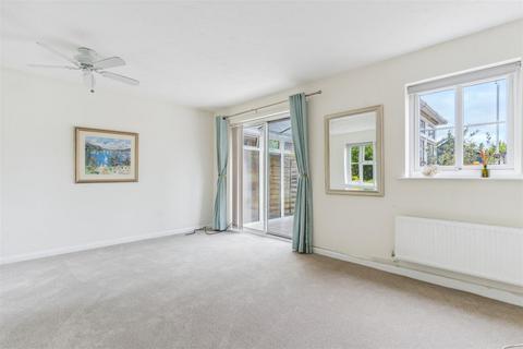 3 bedroom terraced house for sale, Manor Close, Stoke Hammond, Buckinghamshire