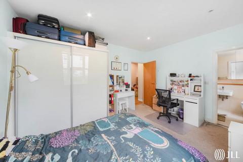 2 bedroom flat for sale, Bromyard Avenue London W3