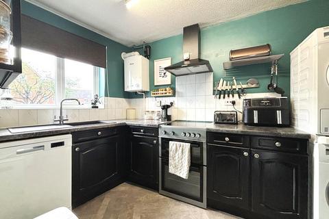 3 bedroom terraced house for sale, Shepherds Pool, Evesham