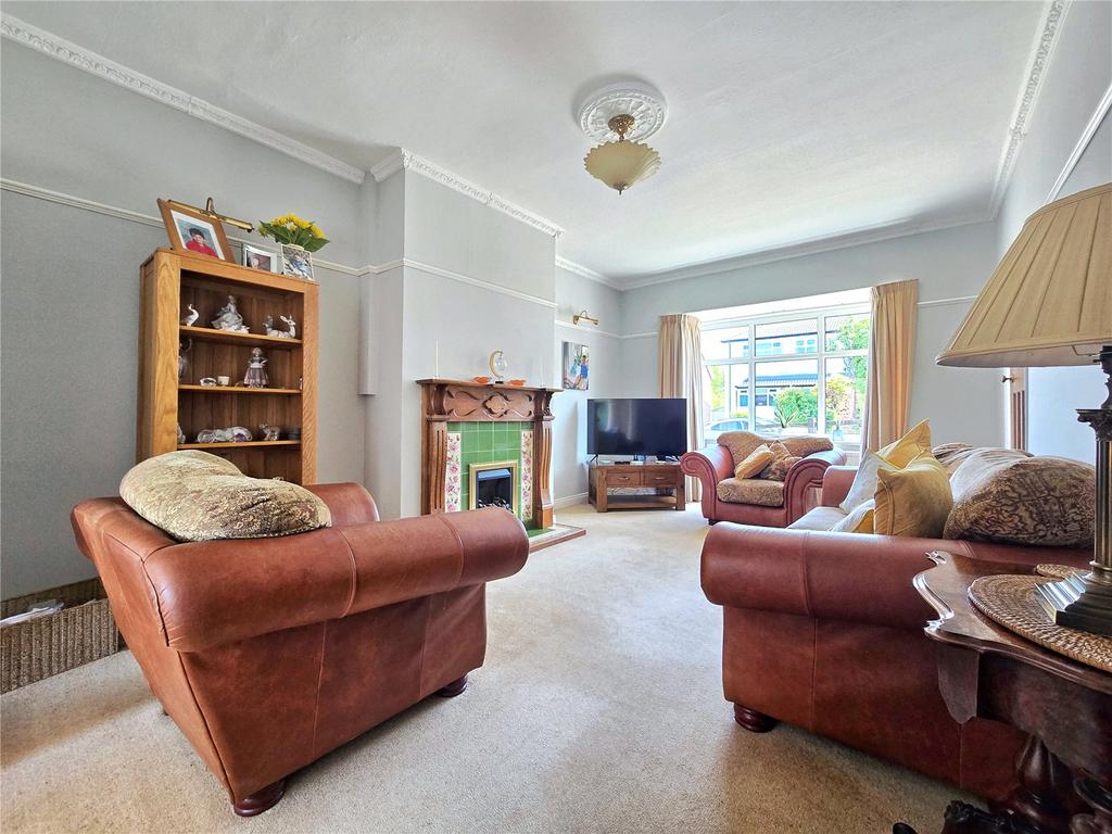 Spacious Lounge