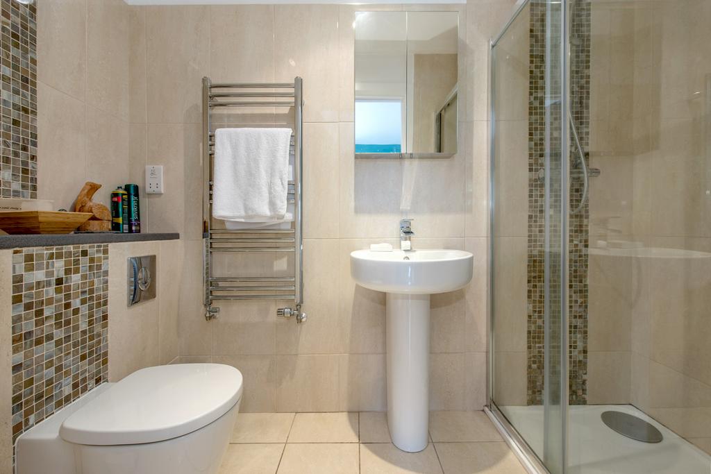 Ensuite Shower Room