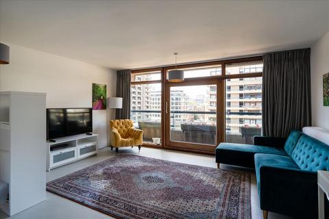 Studio for sale, Bryer Court, London, EC2Y