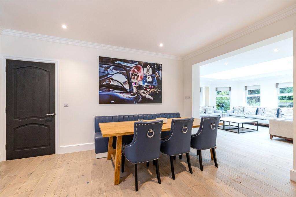 Breakfast Room