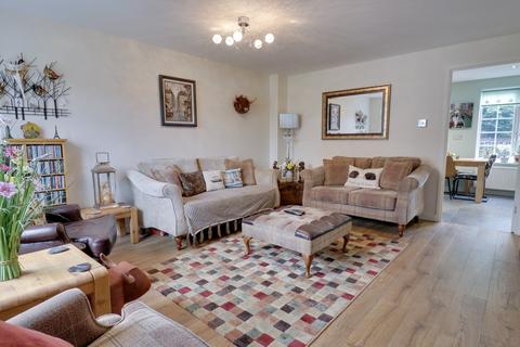 3 bedroom end of terrace house for sale, Nursery Fields, Sawbridgeworth, CM21