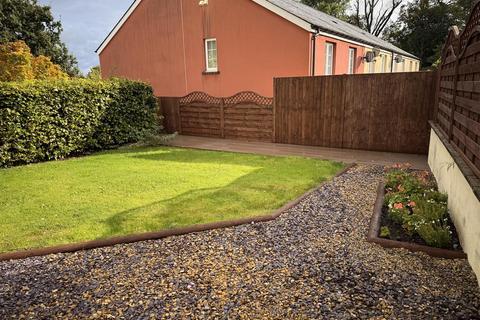 4 bedroom detached house for sale, Parc Pencrug, Llandeilo