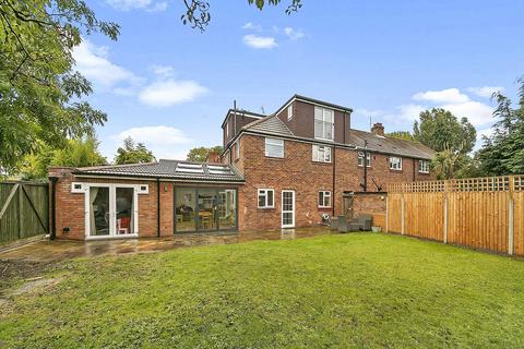13 Clifford Road, Richmond, TW10 7EB