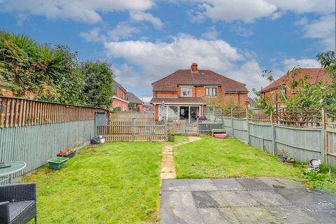 3 bedroom semi-detached house for sale, Knighton Road, Itchen