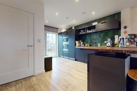undefined, Countess Way, Milton Keynes MK10