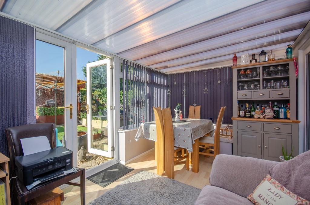 Conservatory pic 2.jpg