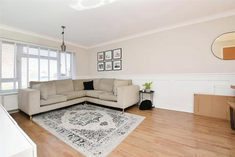 3 bedroom terraced house for sale, Gosford Way, Felixstowe, Suffolk, IP11