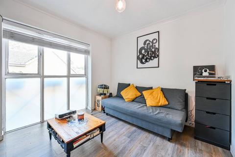 Studio for sale, Farrow Lane, New Cross, London, SE14